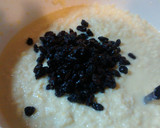 Foto del paso 4 de la receta: Budín de pan casero con pasas 
