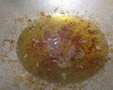Foto langkah ke 6 dari resep Ayam goreng bawang putih sambel jahe bawang.