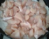 Foto del paso 1 de la receta: Pollo en salsa