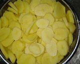 A picture of step 2 of Potato sautee.