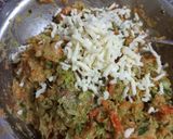 મિક્સ વેજ ચીઝી પરોઠા (Mix Veg Cheesy Paratha Recipe In Gujarati) રેસીપી સ્ટેપ1ફોટો