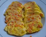 Foto langkah ke 5 dari resep Gyeran Mari (Dadar Gulung Korea).