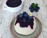 Une image de l'étape 2 de Bowlcake à la farine de riz /coco et son coulis de myrtilles.