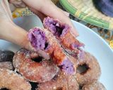 Foto langkah ke 5 dari resep Kuih Keria | Malaysia🍠💜.