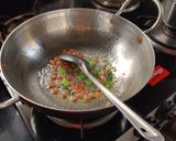 A picture of step 2 of Peanuts Poha.