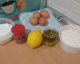 Foto del paso 1 de la receta: Bizcocho "migoso" de aceite y limón sin horno (sin lactosa)