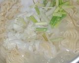 Foto langkah ke 4 dari resep 49. Mie Sedaap Korean Soup Spicy Chicken.