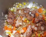 Foto del paso 6 de la receta: Alubias de Tolosa con costillas y punta de jamón