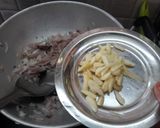 A picture of step 4 of Sev Tamatar ki Sabzi.