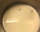 Foto langkah ke 3 dari resep Vanilla Panna Cotta (Silky Pudding Lembut).