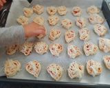 Sajtos virslis csiga leveles tésztából recept fázis 5 fotója