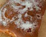 Foto del paso 8 de la receta: Coca de llanda con frutos rojos y azúcar caramelizada 🔥 con café con leche del tiempo !!!!