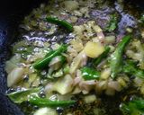 A picture of step 2 of Kanda Poha.