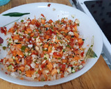 Foto del paso 1 de la receta: Alitas de pollo fritas con picada de verduras en leche