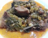 Foto del paso 6 de la receta: Costillas de cerdo con chícharo verde y acelga