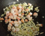 Foto del paso 4 de la receta: Hojaldre de bacalao y gambones