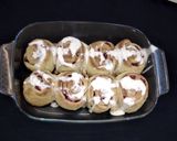 A picture of step 8 of Strawberry rolls.