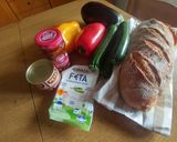 Foto del passaggio 1 della ricetta "Insalata" con tonno, feta e verdure grigliate
