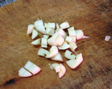 Foto del paso 3 de la receta: Salsa de tomates frescos, ajo y albahaca