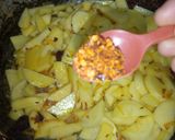 A picture of step 5 of Chilli Potato / Aloo ki bhujiya.