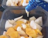 Foto langkah ke 2 dari resep Salad Buah (Pir & Kesemek).