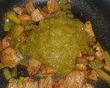 A picture of step 6 of Pork tenderloin with cactus.