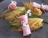 Une image de l'étape 1 de Endives à l'orange et ses rouleaux de jambon blanc.