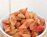 Foto langkah ke 6 dari resep Kripik Kulit Lumpia.