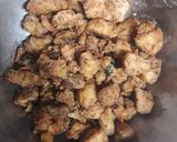 चिकन चिली (chicken chilli recipe in marathi) रेसिपी स्टेप 3 फोटो 