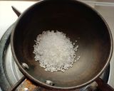 A picture of step 1 of Dalgona Candy / Honeycomb Candy.