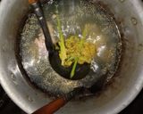 Foto langkah ke 6 dari resep Soto Ayam Kuah Bening.