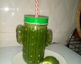 A picture of step 3 of Green smoothie.