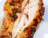 Foto del paso 4 de la receta: Pollo asado con ajos, mantequilla y finas hierbas