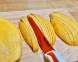 Hình bước làm 2 của món Xoài sấy dẻo