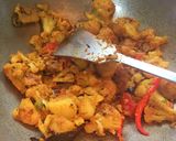 A picture of step 3 of Aloo Gobi Matar.