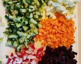 Φωτογραφία βήματος 2 της συνταγής Σαλάτα με quinoa πολύχρωμη