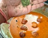 A picture of step 2 of Gulabjamun kofta curry.
