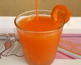 A picture of step 5 of CarrotLemon Juice.
