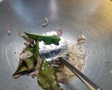 Foto langkah ke 2 dari resep Tumis Jamur Merang.
