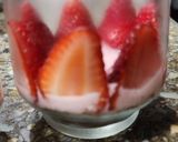 Foto del paso 9 de la receta: 🍓🍫Cheesecake de frutilla y chocolate en vasito 🍫🍓