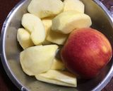 A picture of step 2 of Apple Kheer.