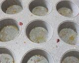 Foto langkah ke 1 dari resep Bread Egg with Beef Cup.