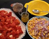 Foto del paso 1 de la receta: Ensalada fría de tomates de huerta y garbanzos confitados en vinagreta de umami natural