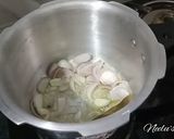 A picture of step 4 of Red Lentil Veggie Soup.