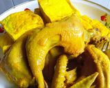 Foto langkah ke 4 dari resep Ayam goreng dan tahu ungkep bumbu sederhana.