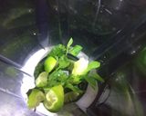 A picture of step 1 of Mint and Strawberry Mojito 🍋🍓.