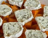 Une image de l'étape 2 de 💚 Patates douces gratinées au fromage de chèvre.