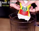 A picture of step 1 of Oreo milkshake.