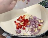 Foto langkah ke 4 dari resep Sup Kepiting dan Telur.