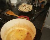 A picture of step 3 of Creamy Pesto Bacon Chicken Pasta.